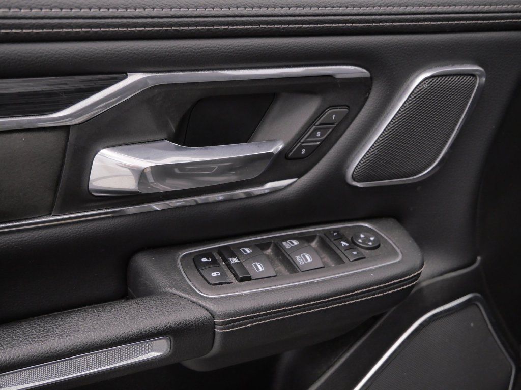 Used 2023 RAM 1500 Laramie AWD/4WD image 19