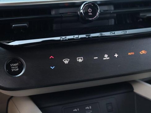 New 2025 Nissan Murano SL image 17