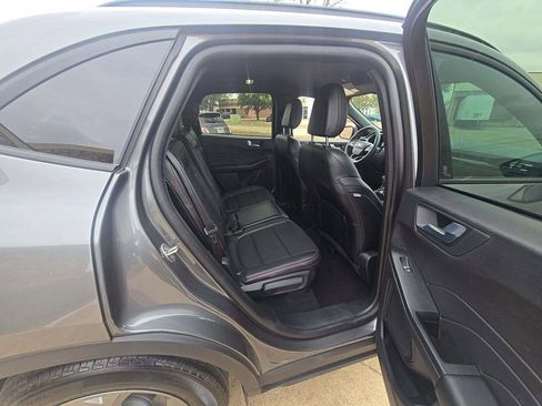 Used 2025 Ford Escape ST-Line image 7