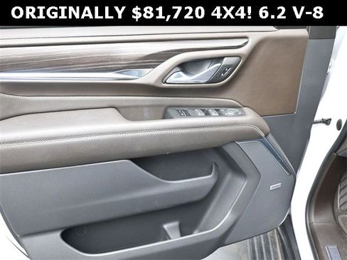 Used 2022 GMC Yukon XL Denali image 11