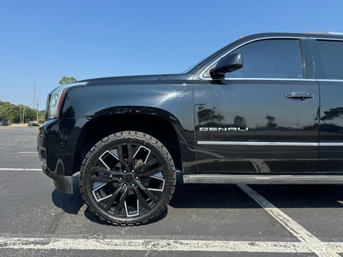 Used 2015 GMC Yukon Denali w/ Touring Package image 10