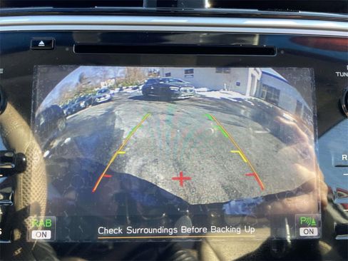 Used 2018 Subaru Outback 2.5i Limited image 29