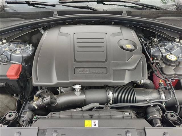 New 2026 Land Rover Range Rover Velar S AWD/4WD image 17