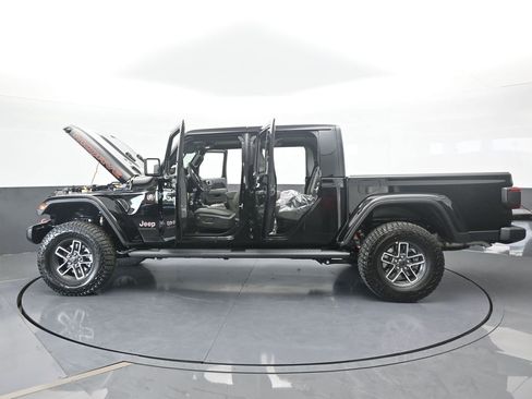 New 2026 Jeep Gladiator Mojave image 70