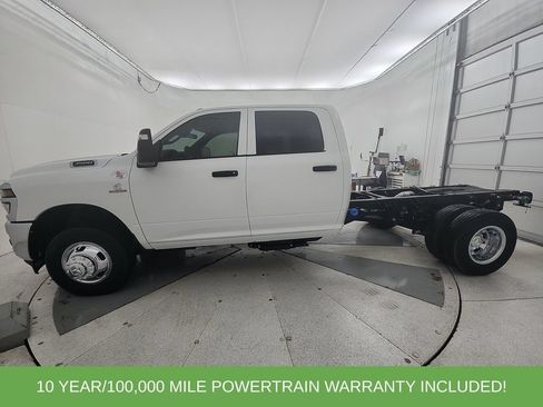 New 2026 RAM 3500 Tradesman w/ Chrome Appearance Group A AWD/4WD image 5