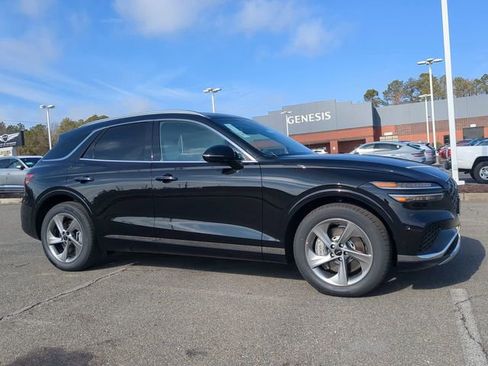 New 2026 Genesis GV70 2.5T Advanced image 2