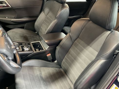 Used 2024 Mitsubishi Outlander SE Black Edition image 31