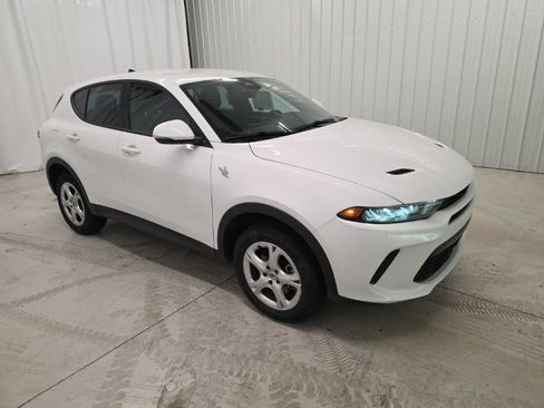 Used 2024 Dodge Hornet GT AWD/4WD image 7
