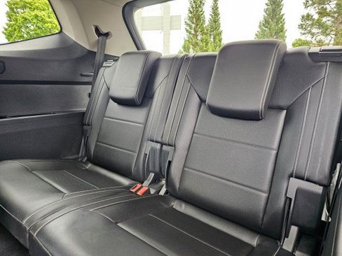 Used 2023 Volkswagen Atlas SEL AWD/4WD image 23