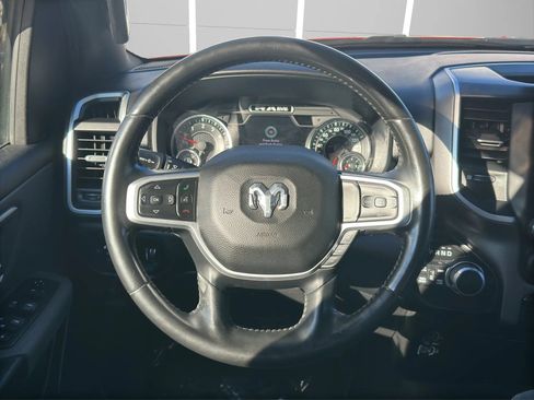 Used 2021 RAM 1500 Big Horn AWD/4WD image 17