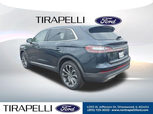 Used 2021 Lincoln Nautilus Reserve AWD/4WD image 4