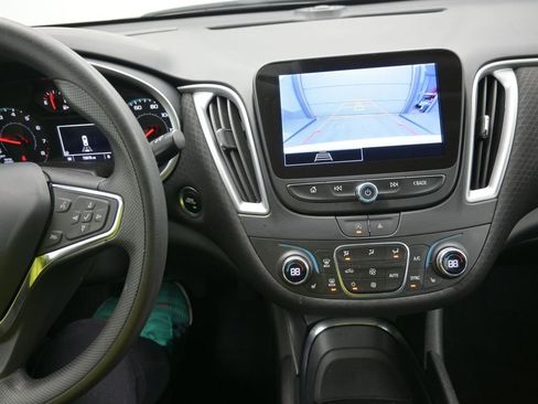 Used 2024 Chevrolet Malibu LT image 21