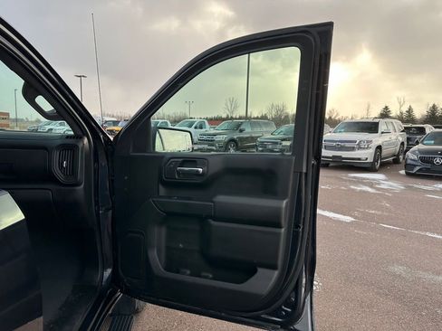 Used 2023 Chevrolet Silverado 1500 Custom image 28