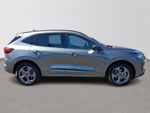 Certified 2024 Ford Escape ST-Line w/ Tech Pack #1 AWD/4WD image 7