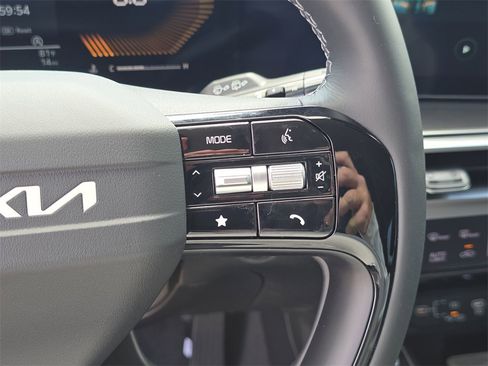 New 2026 Kia Sorento S image 31