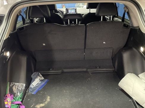 Used 2023 Honda CR-V EX-L image 10