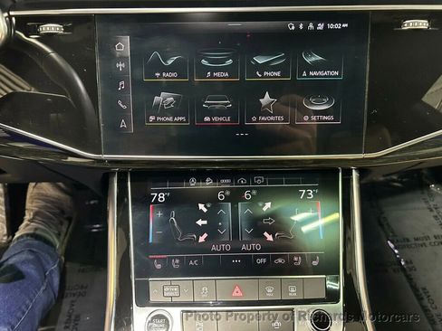 Used 2022 Audi Q8 AWD/4WD image 14