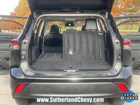 Used 2024 Toyota Highlander XLE image 42