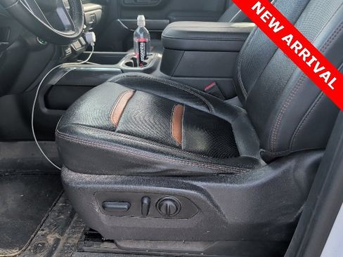 Used 2023 GMC Sierra 2500 AT4 w/ AT4 Preferred Package image 16