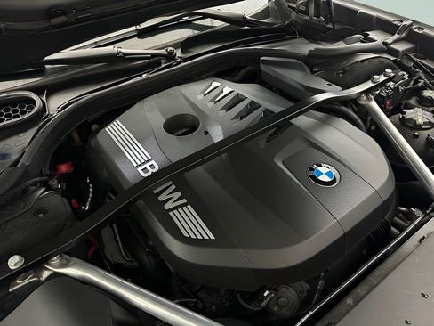 Certified 2023 BMW 740i RWD image 27
