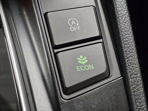 Used 2020 Honda CR-V LX image 8