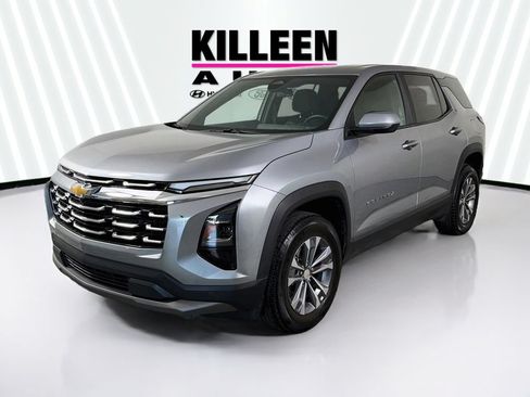 Used 2025 Chevrolet Equinox LT AWD/4WD image 3
