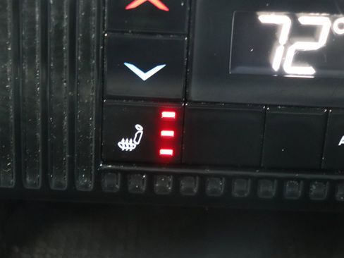 Used 2024 Jeep Wagoneer L Series II w/ Flexible Seating Group image 24