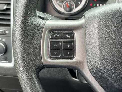 Used 2023 RAM 1500 Classic SLT AWD/4WD image 28