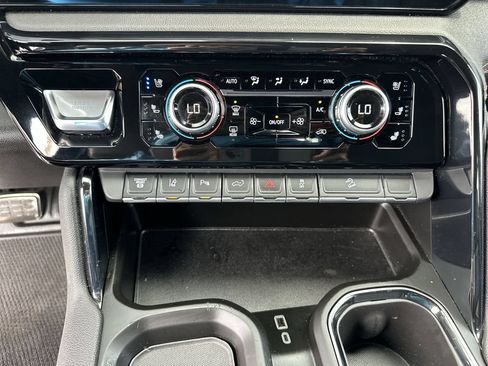 Certified 2024 GMC Sierra 2500 AT4 w/ AT4 Premium Plus Package AWD/4WD image 35
