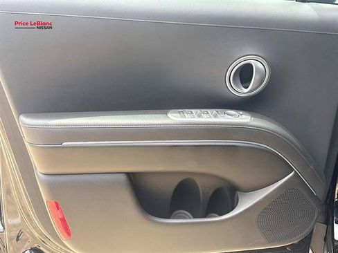 Used 2026 Hyundai Palisade SEL FWD image 18