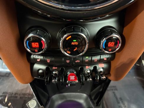 Certified 2023 MINI Cooper S w/ Signature Upholstery Package image 16