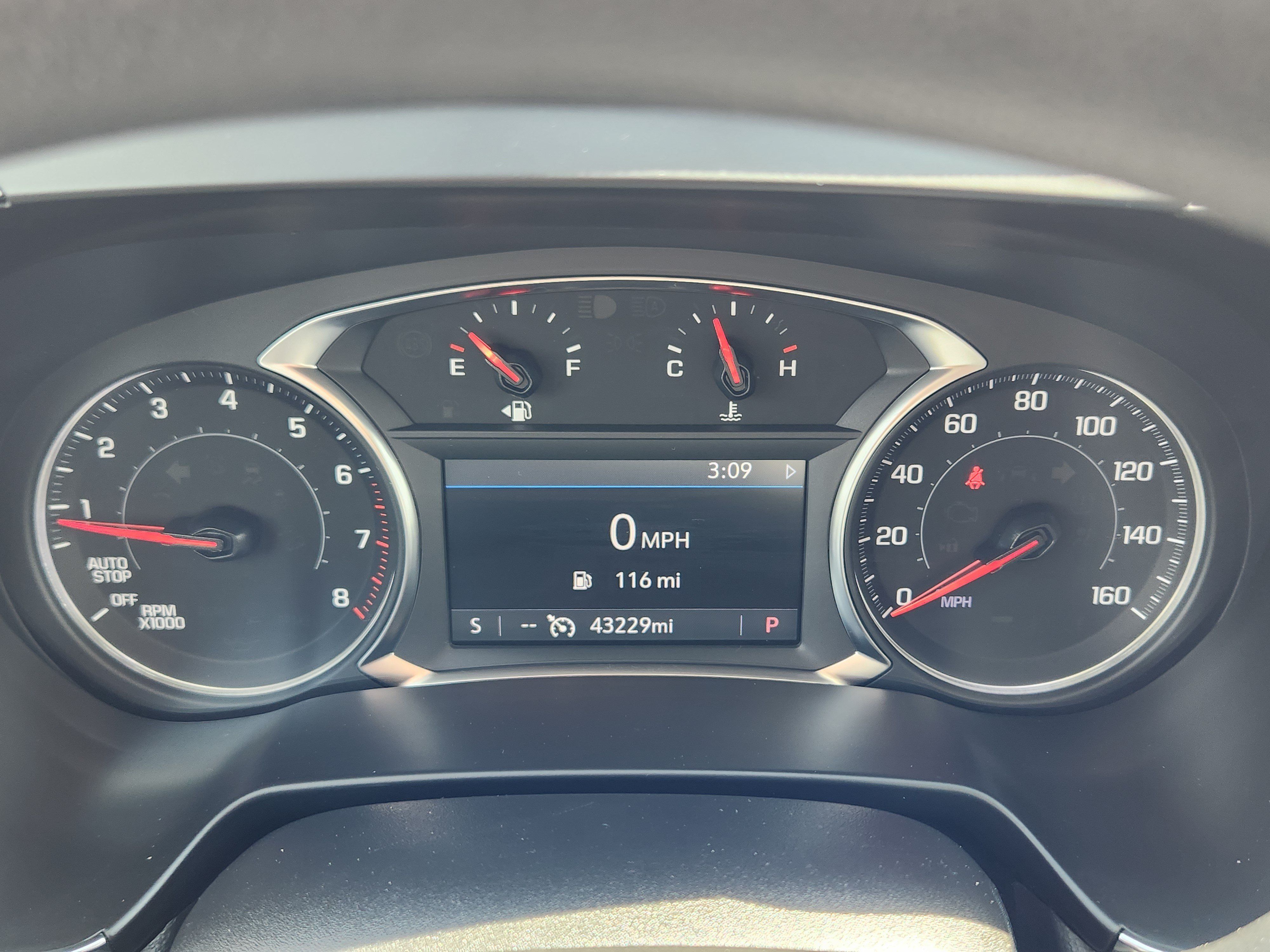 Used 2025 Chevrolet Blazer LT AWD/4WD image 22
