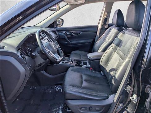 Used 2018 Nissan Rogue SL w/ Premium Package image 15