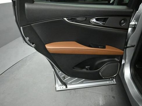 Certified 2023 Lincoln Nautilus Reserve w/ Luxury Package image 24