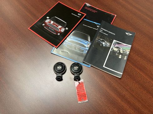 Used 2012 MINI Cooper Hardtop image 3