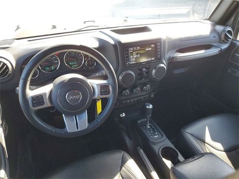 Used 2018 Jeep Wrangler Unlimited Sport image 20