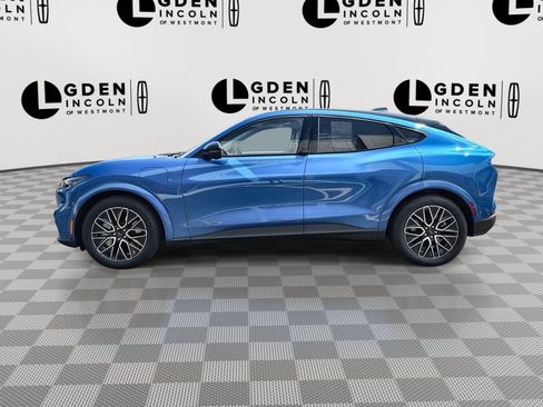 Used 2025 Ford Mustang Mach-E Premium AWD/4WD image 5