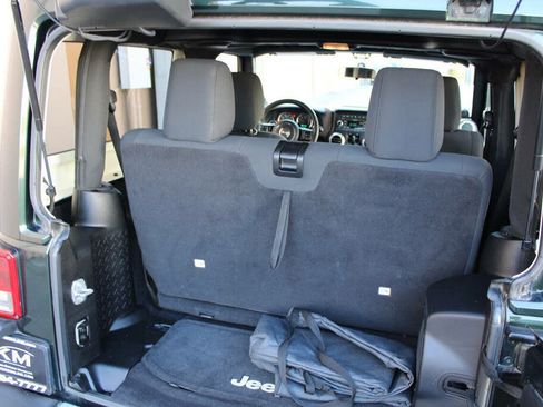 Used 2011 Jeep Wrangler Sahara w/ Connectivity Group AWD/4WD image 70