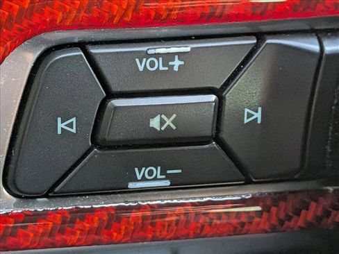 Used 2020 Ford Mustang Premium image 13