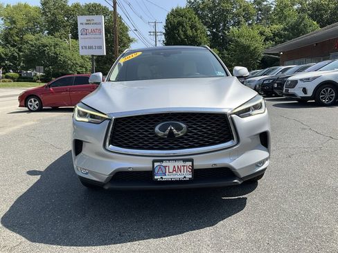 Used 2019 INFINITI QX50 Essential w/ Premium Heat Package AWD/4WD image 2