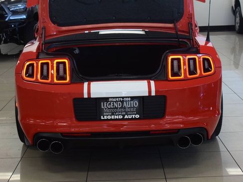 Used 2011 Ford Mustang Shelby GT500 RWD image 48
