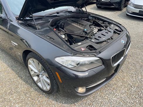 Used 2011 BMW 535i xDrive Sedan AWD/4WD image 27