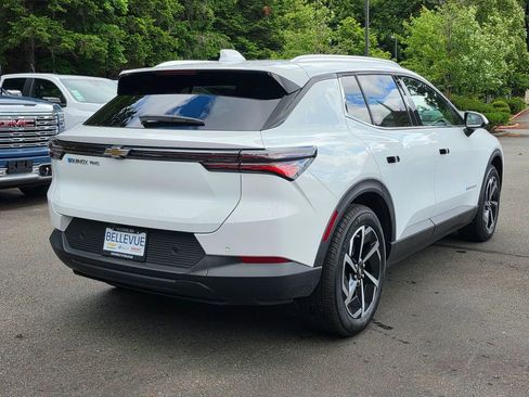New 2026 Chevrolet Equinox EV LT AWD/4WD image 5