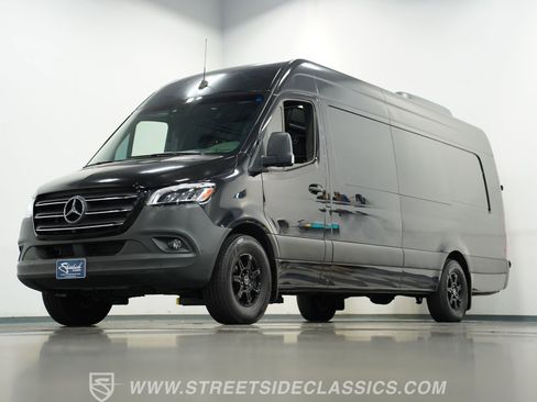 Used 2022 Mercedes-Benz Sprinter 2500 image 18