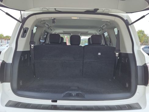 Used 2020 Nissan Armada SL w/ Premium Package image 6