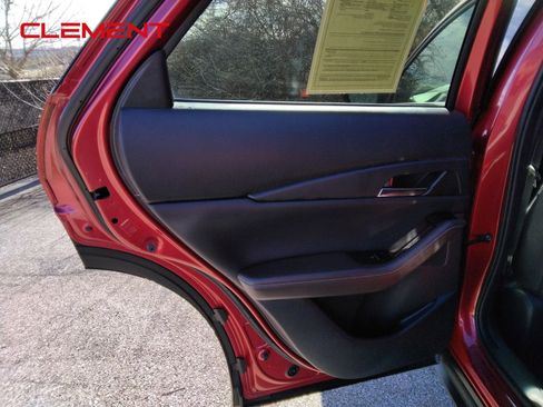 Used 2021 MAZDA CX-30 FWD 2.5 S w/ Premium Package image 28