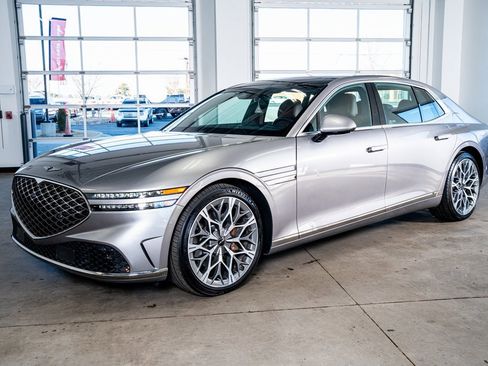 Used 2024 Genesis G90 3.5T image 11