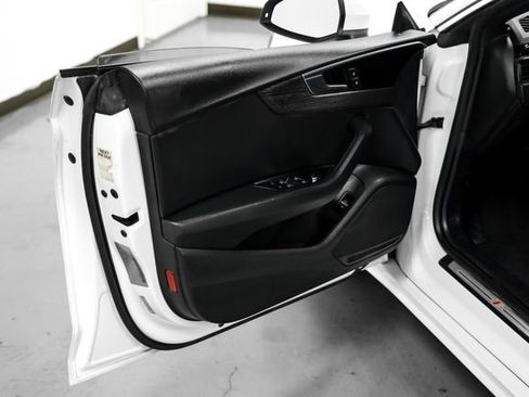 Used 2021 Audi A5 2.0T Premium image 41