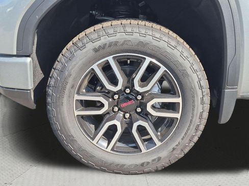 New 2026 GMC Sierra 1500 AT4 w/ AT4 Premium Package AWD/4WD image 33