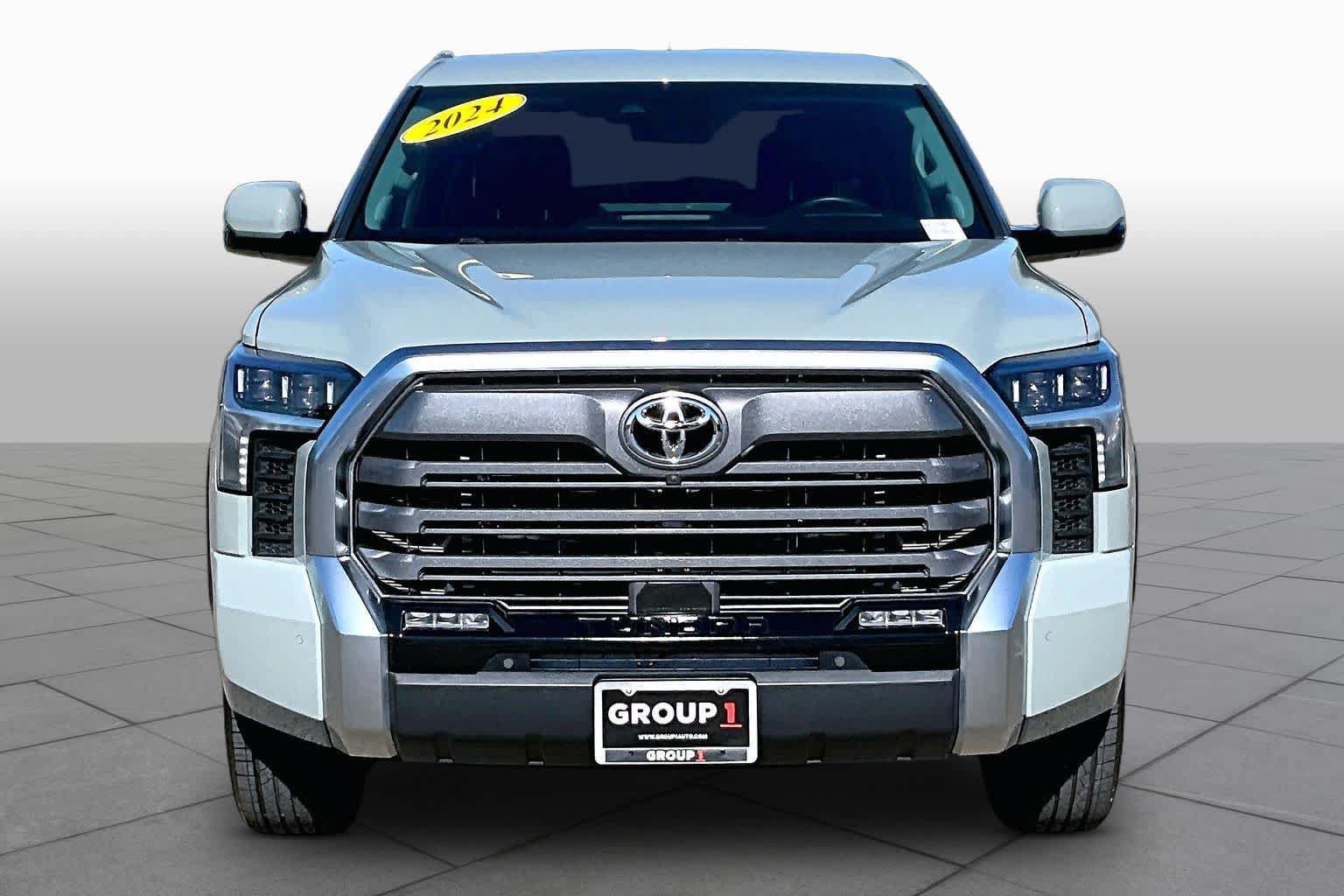 Used 2024 Toyota Tundra Limited AWD/4WD image 3